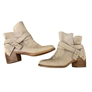 UGG Elora Sahara Nubuck Leather Ankle Boots Taupe Beige Tan Pull On Size 7
